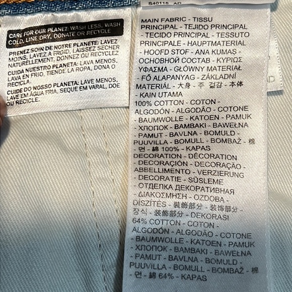 NWOT Levi’s x Pokémon 551 Z Straight - Picture 10 of 16